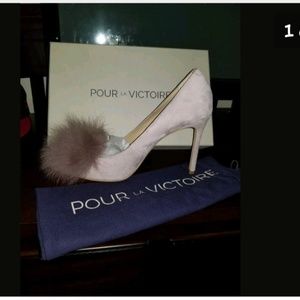 Brand new Pour La Victoire pumps